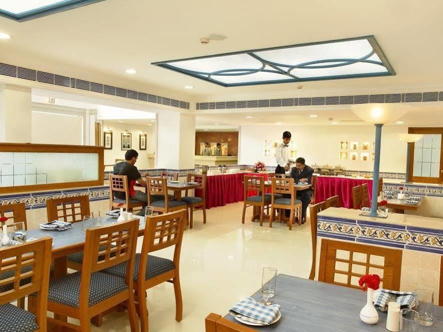 아카디아 리젠시 호텔 Alappuzha 외부 사진